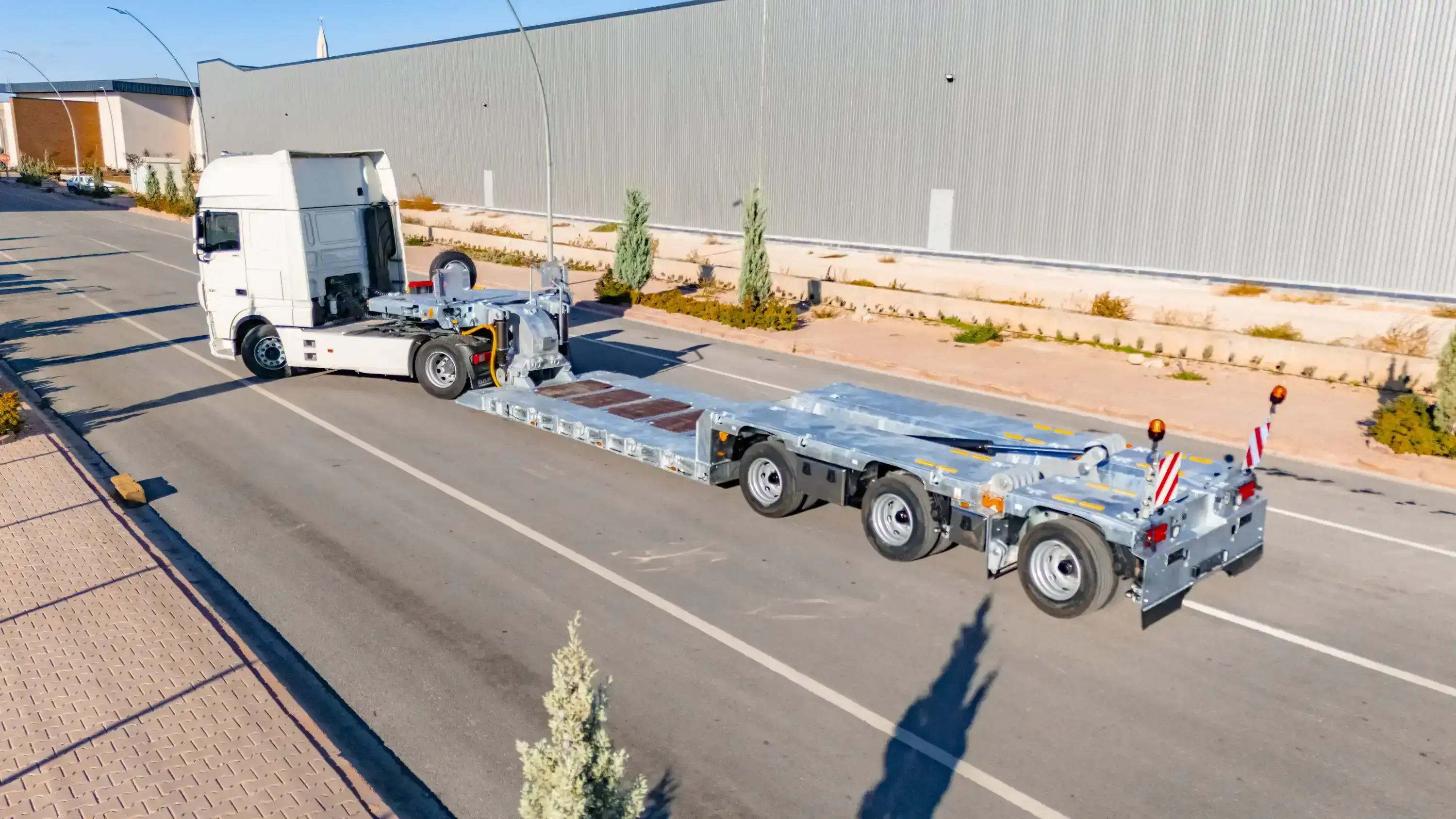 2-3 AXLE EXTENDABLE LOW LOADER